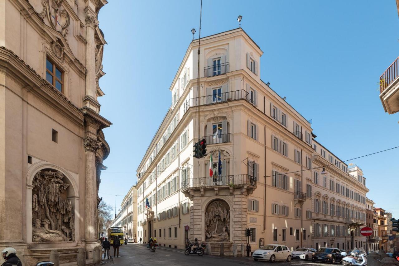 Domus Domi Barberini Sq. * Rome